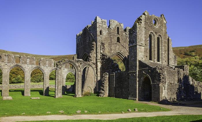Llanthony Priory